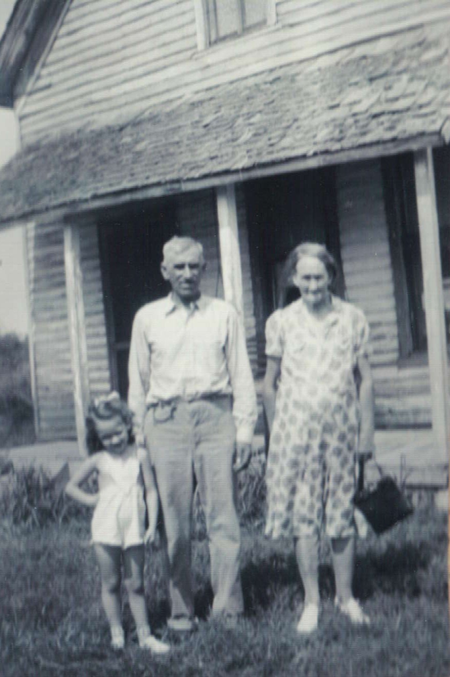 Henry and Belle Yount with Granddaughter, Barbara