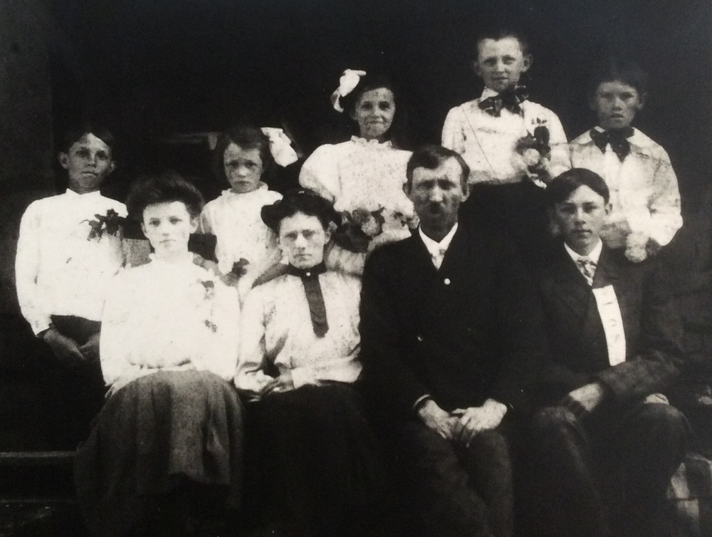 Yarbrough Family circa 1908