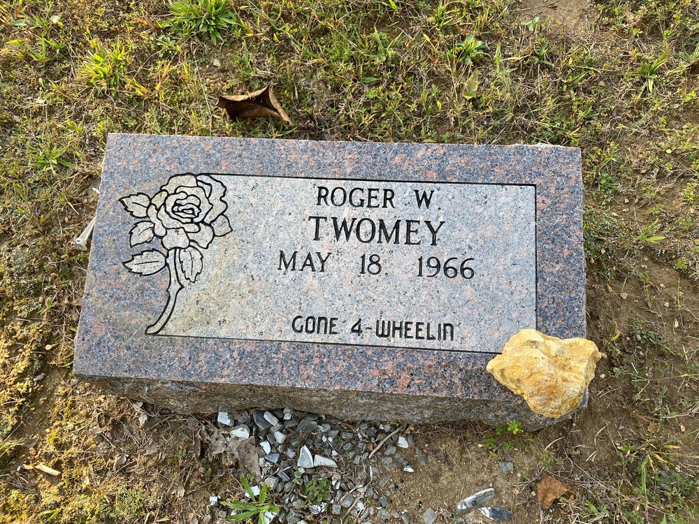 Grave-TWOMEY Roger