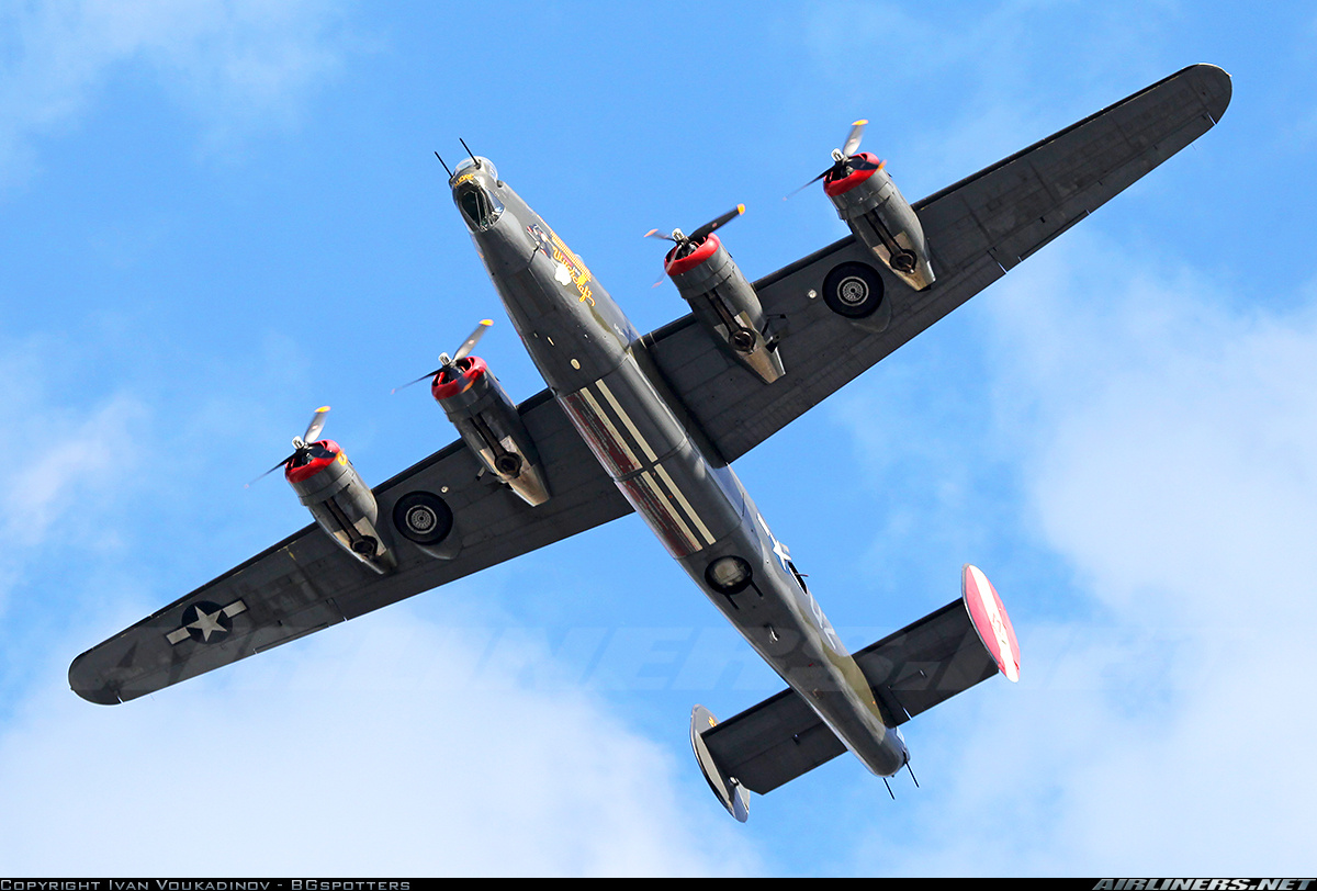 Plane - B-24J