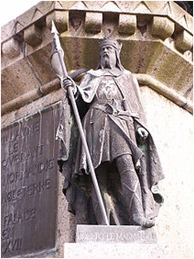 Statue of Robert 1 the Magnificent