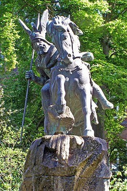 Statue of Widukind
